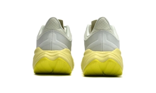 HOKA Carbon X 2 - Luminary Green