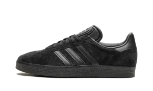 Gazelle "Triple Black" CQ2809