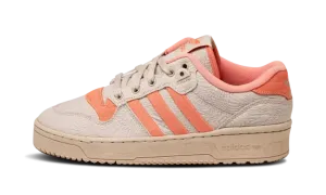 RIVALRY LOW TR "Beige" IE1666