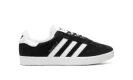 Gazelle 85 "Black/White" IE2166