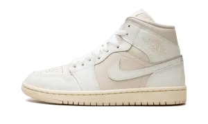 Air Jordan 1 WMNS "White / Light Tan" BQ6472 201