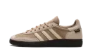 Handball Spezial "Cardboard Crystal Sand" JI4645