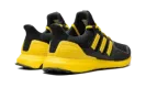 Lego - Ultraboost DNA "Core Black / Yellow / Core Black" H67953