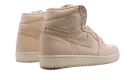 Air Jordan 1 Retro High OG "Guava Ice" 555088 801