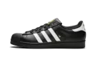 Superstar Foundation "Black/White"