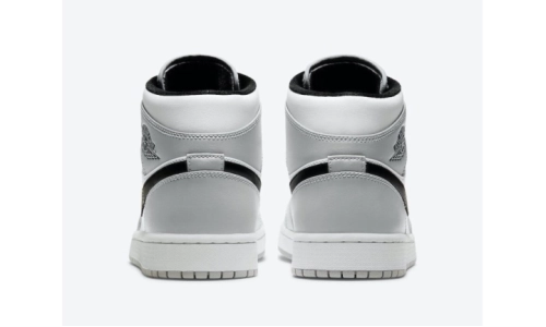 Air Jordan 1 - Light Smoke Grey