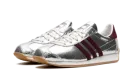 Country OG WMNS "Silver Metallic Maroon" JQ5111
