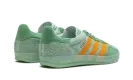 Gazelle Indoor WMNS "Hazy Green Crew Yellow" IG6783