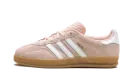 Gazelle Indoor WMNS "Sandy Pink" IH5484