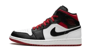 Air Jordan 1 Mid "Gym Red Black Toe" DQ8426 106