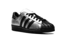 Superstar 82 WMNS "Metallic Silver Black" JH5669