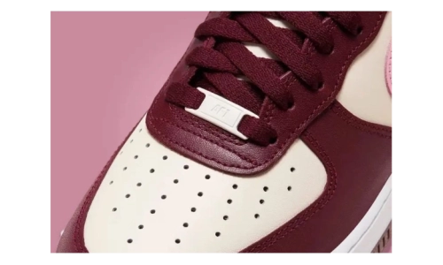 Air Force 1 - 07' Valentines Day (2023)