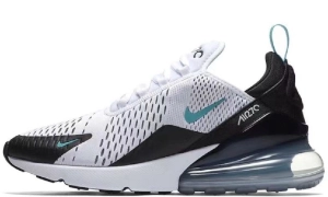 Nike | SneakerPro.eu