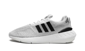 SWIFT RUN 22 WMNS "Crystal White" GV7969