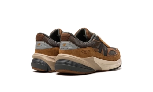 New Balance 990 V6 - Carhartt