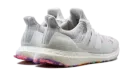 1.0 DNA "VALENTINES DAY WHITE" HQ3857