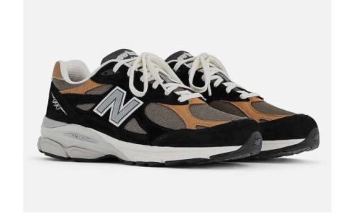 New Balance 990 V3 - Teddy Santis "Black Tan"