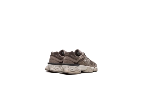New Balance 9060 - Mushroom/Brown