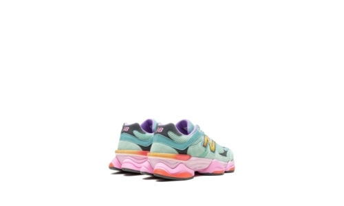 New Balance 9060 - Sage Leaf/Neo Flame