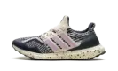 ULTRABOOST 5.0 DNA WMNS "Shadow Navy Lilac Speckled" GV8736