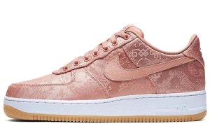 Nike | SneakerPro.eu