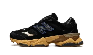 9060 "Black Royal Gum" U9060RE