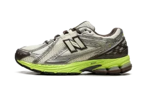 1906R "SSENSE Exclusive 20th Anniversary" M1906RSF