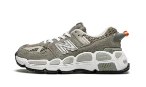 574 "Salehe Bembury - Yurt" MS574YSC