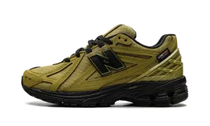 1906R "Cordura Marshland Black" M1906RWD