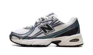 740v2 "Sea Salt Plum" U740PB2