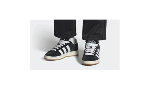 Campus 00 - Black White