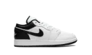 Air Jordan 1 Low GS "WHITE BLACK" 553560 132