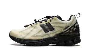 1906R "Pistachio Butter Black" M1906RNP