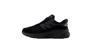 990v6 GS "Triple Black" GC990BB6