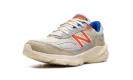 990v6 "Kith - Madison Square Garden - Knicks" U990KN6