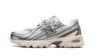 740 "Arid Stone" U740MU2