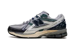 1906R "Silver Metallic / Deep Ocean" U1906ND