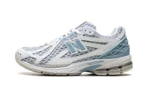 1906R "Chrome Blue" M1906RBL