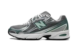 740v2 "Silver Metallic New Spruce" U740NC2