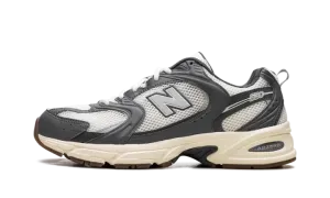 530 "Castlerock Angora Magnet" MR530ACS