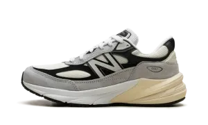 990v6 "Made in USA - Grey / Black" U990TG6