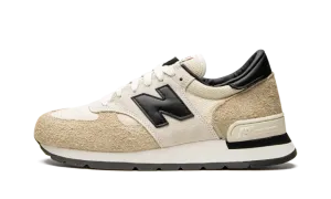 990 V1 "Teddy Santis - Macadamia Nut" M990AD1