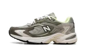 725v1 "Olivine Dark Moss" ML725UE