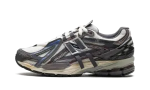 1906A "Eggplant" U1906ANA