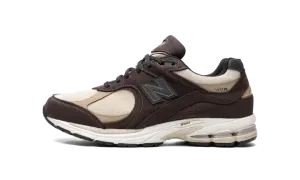 2002R "Black Coffee" M2002RXQ