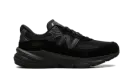 990 v6 "Triple Black" U990BB6