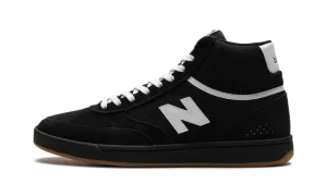 Numeric 440 "Black White Gum" NM440HLG