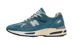 991v2 "Made in UK - Tapestry Blue" U991BU2