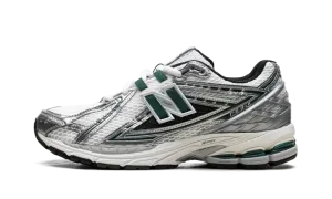 1906R "Silver Metallic Nightwatch Green" M1906REU