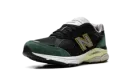 990v3 "Black / Green" M990CP3